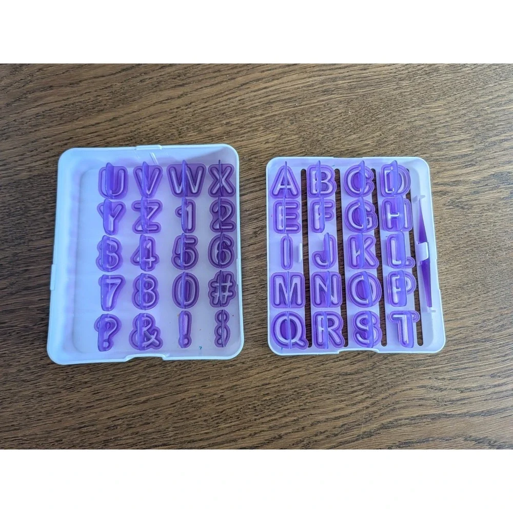 Wilton Cut With Fondant Alphabet/Number Cut-Outs Set (40 Pieces)